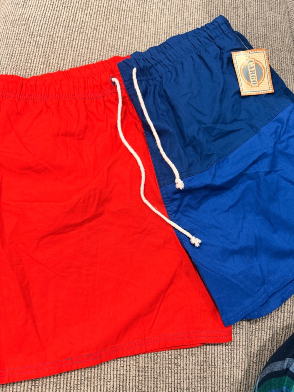 Cargo Brand Fade Design 100% Cotton Red Blue Colorblock Men's Swim Trunks XL